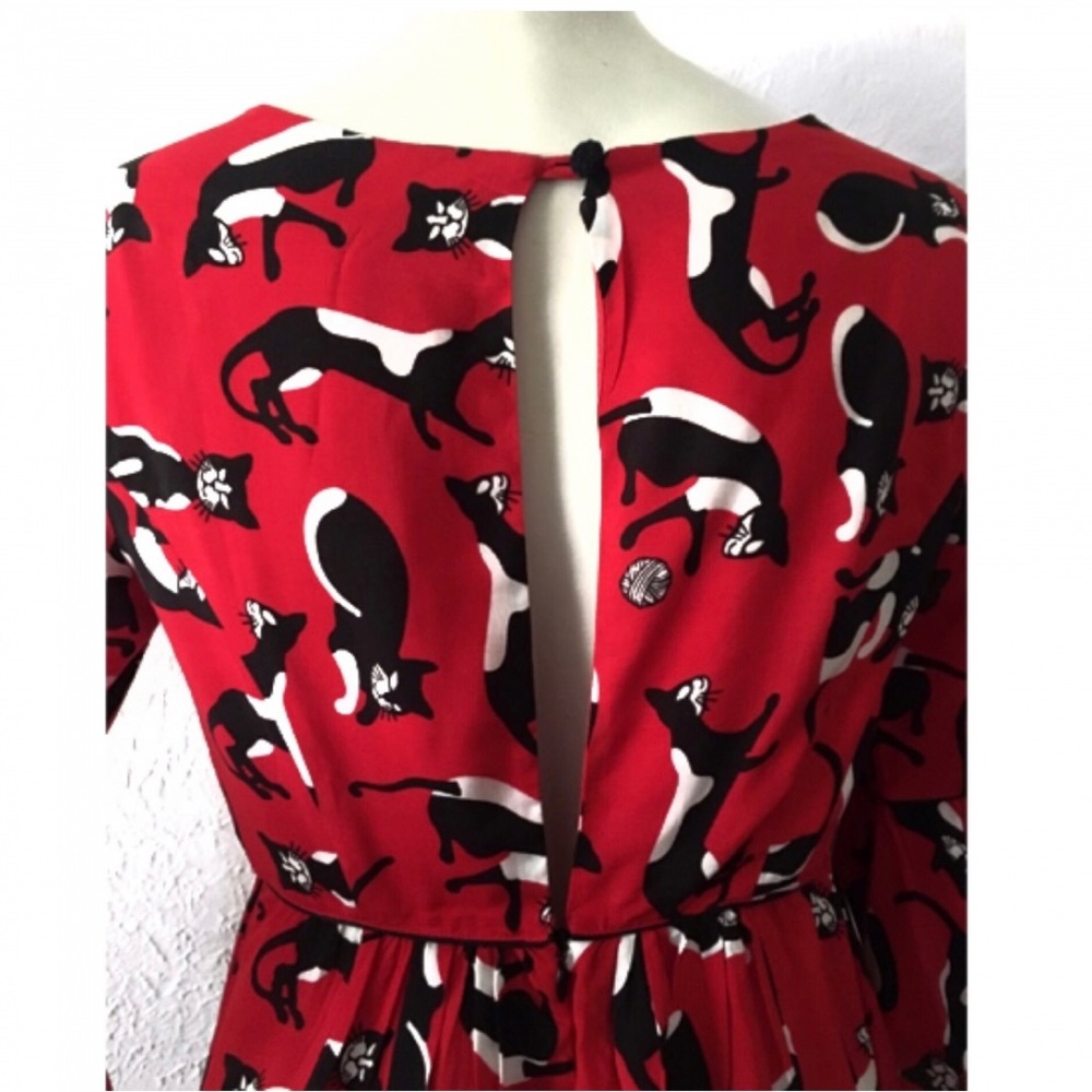 Rare Farm Rio Cat & Yarn Mini Dress Red Statement Print Resort Chic | Size  S - Picture 5 of 7